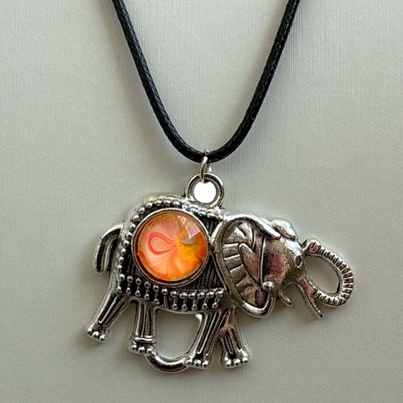 Handmade Orange and Peach Fluid Art Elephant Pendant Necklace - Picture 4 of 8